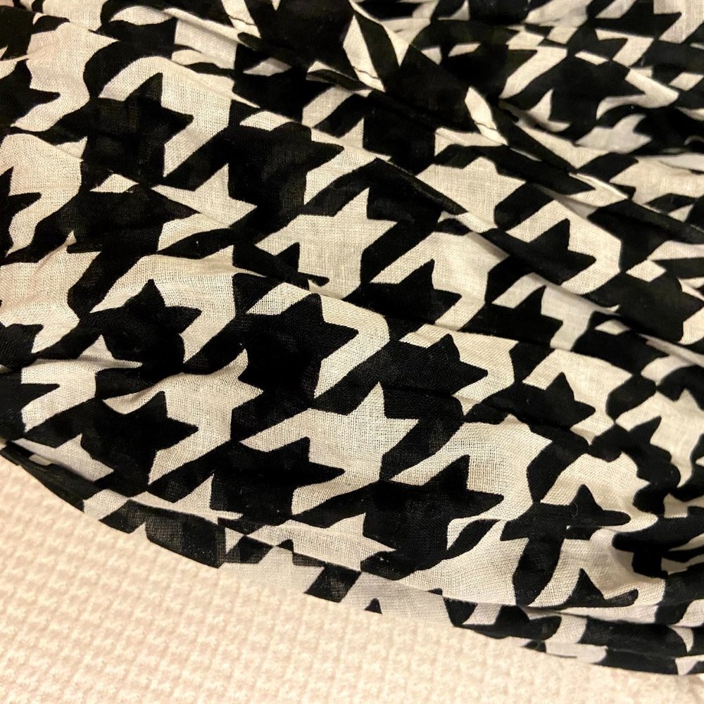 Houndstooth Infinity Scarf - Picture 2 of 2
